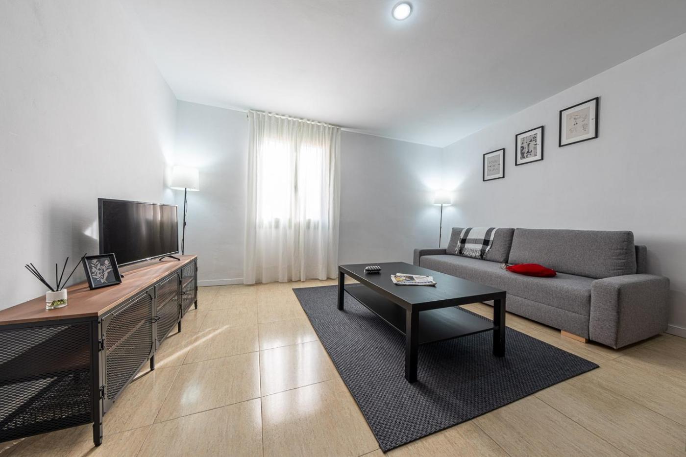 Urban Center Apartments 塔拉戈纳 外观 照片